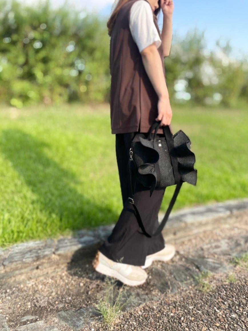 【圧縮フェルト2wayフリルバッグ】/1B1324