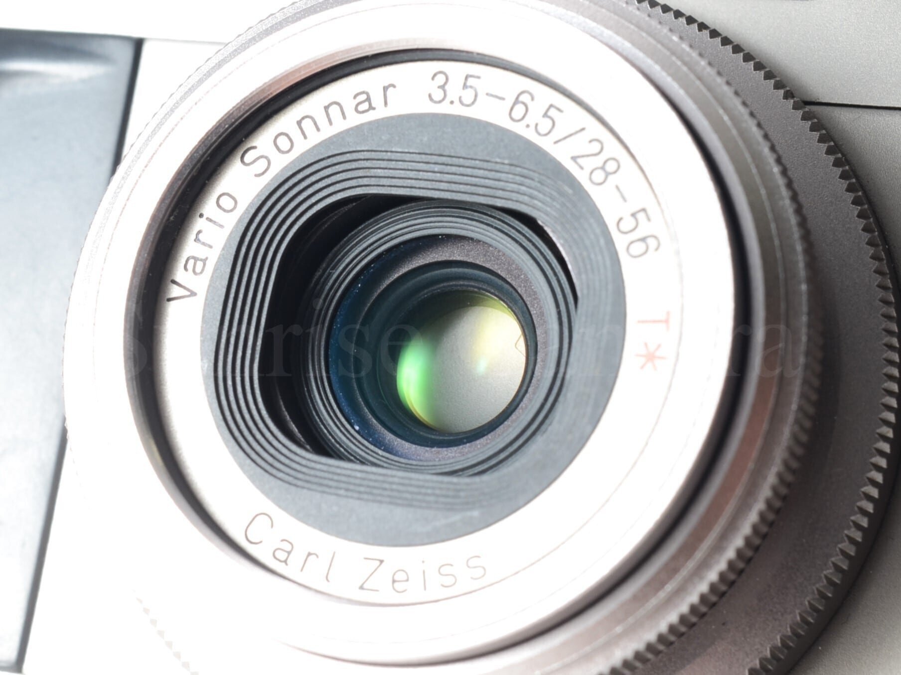 CONTAX TVS II / Carl Zeiss Vario Sonnar T* 28-56mm F3.5-6.5