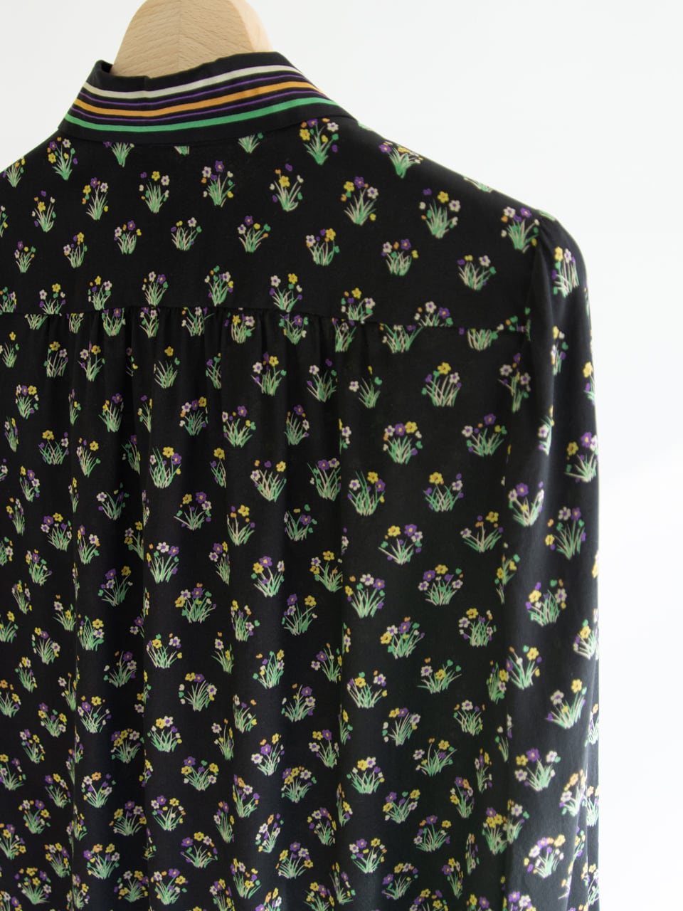 【Unknown brand】100% Silk Printed Pullover Blouse（シルク プリントプルオーバーブラウス 長袖シャツ）