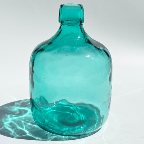 Glass bottle