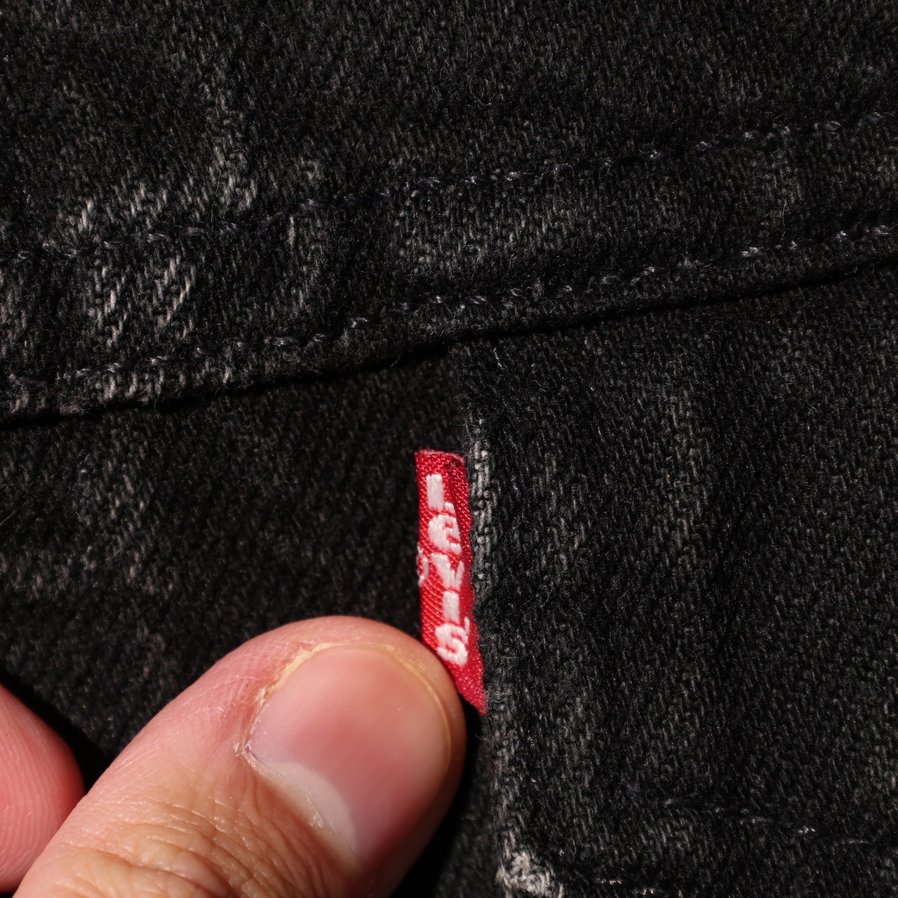美品 L 70507-4159 Levi’s サルファーブラック デニムジャケット 製造地不明 リーバイス