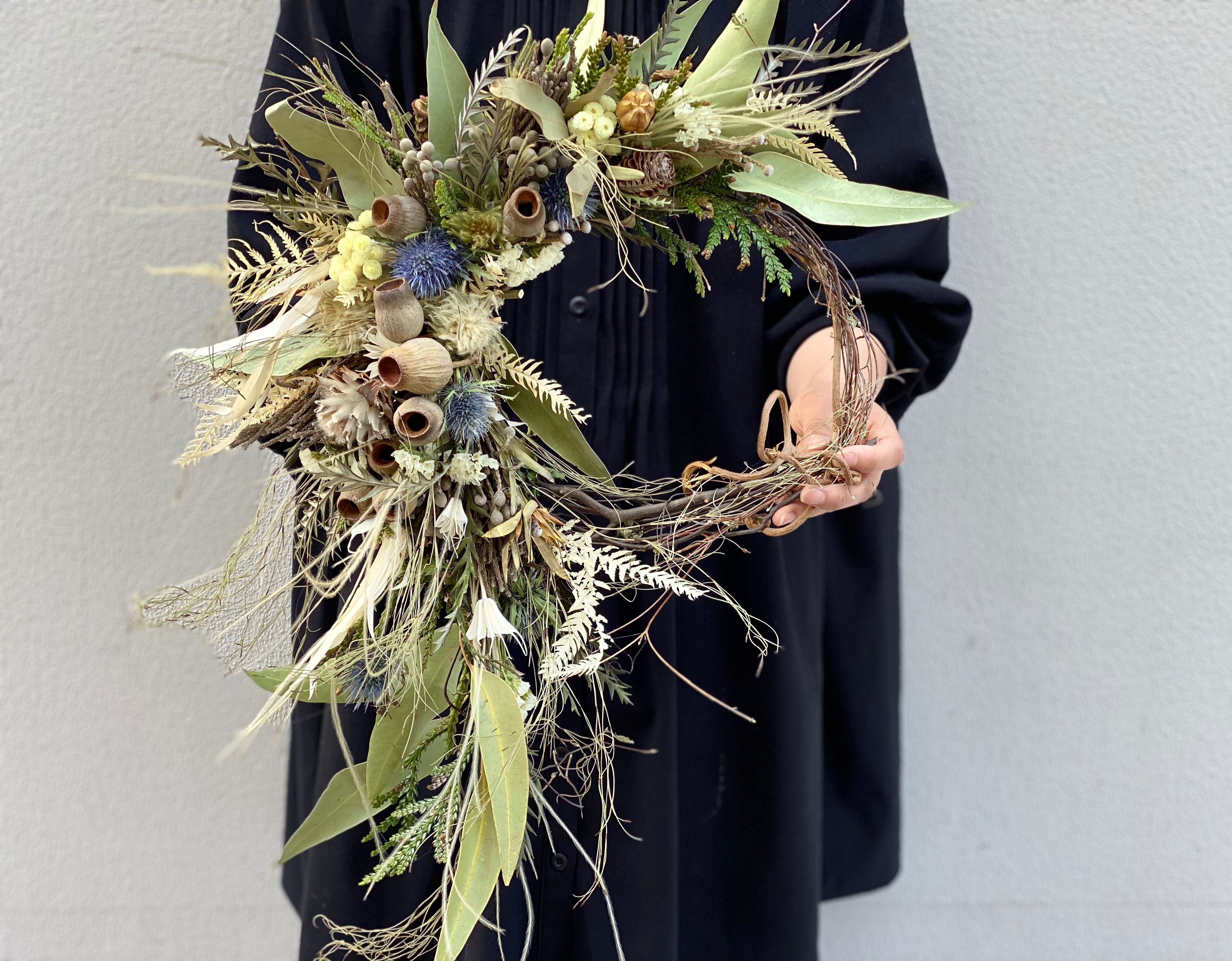 小葉ユーカリ　dried flower half wreathe リース