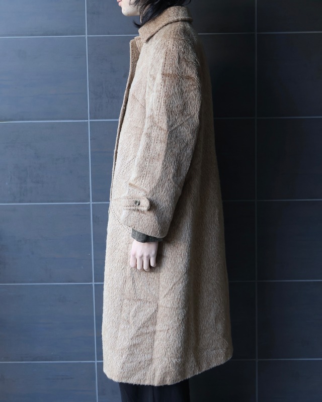 Stitched design shaggy collar coat