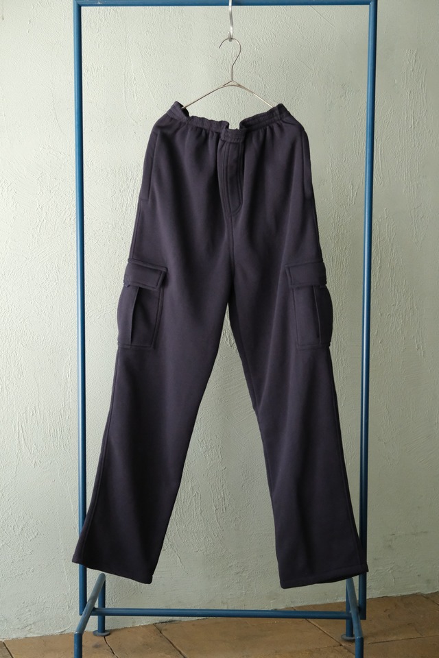 Utah／"ROADBLOCK" sweat pants／navy