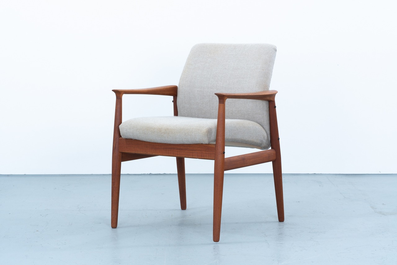 Grete Jalk | Arm chair