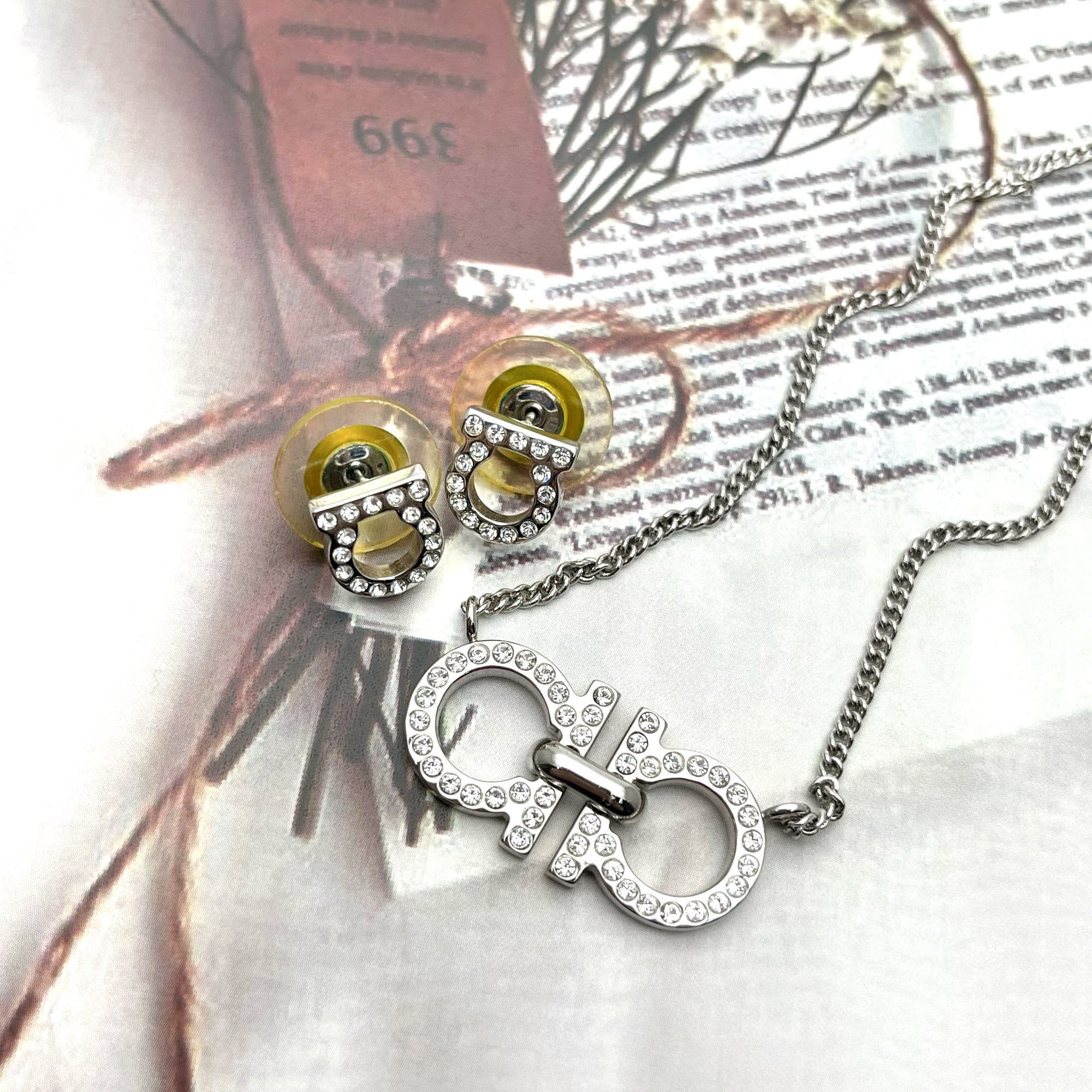 Salvatore Ferragamo フェラガモ ネックレス イヤリング セット  