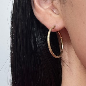 Rhône フープピアス(sv925ゴールド)