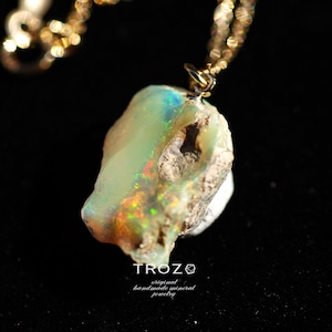 【Opal Fest No. 127】 オパール 鉱物原石 14kgf ネックレス [一点もの] 天然石 アクセサリー