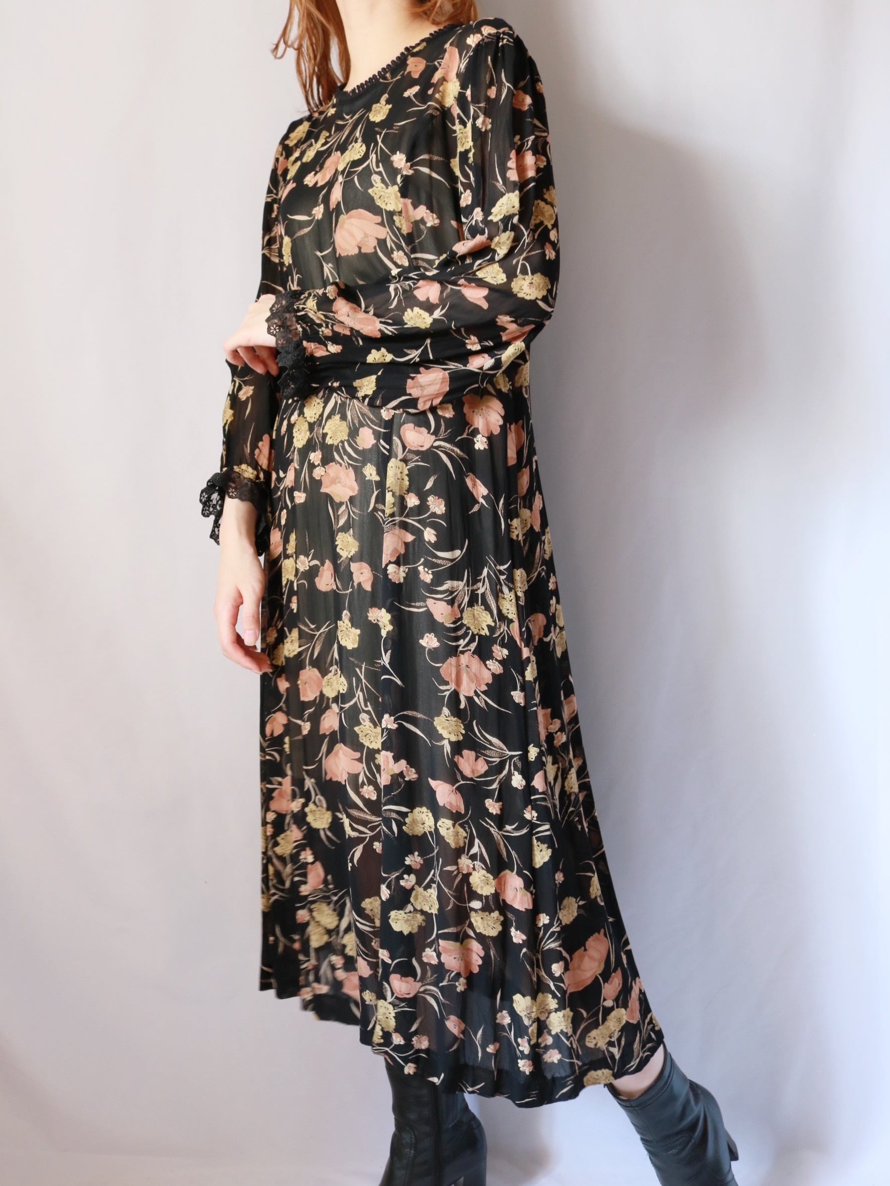 ブラック花柄シアーワンピース | Boutique888