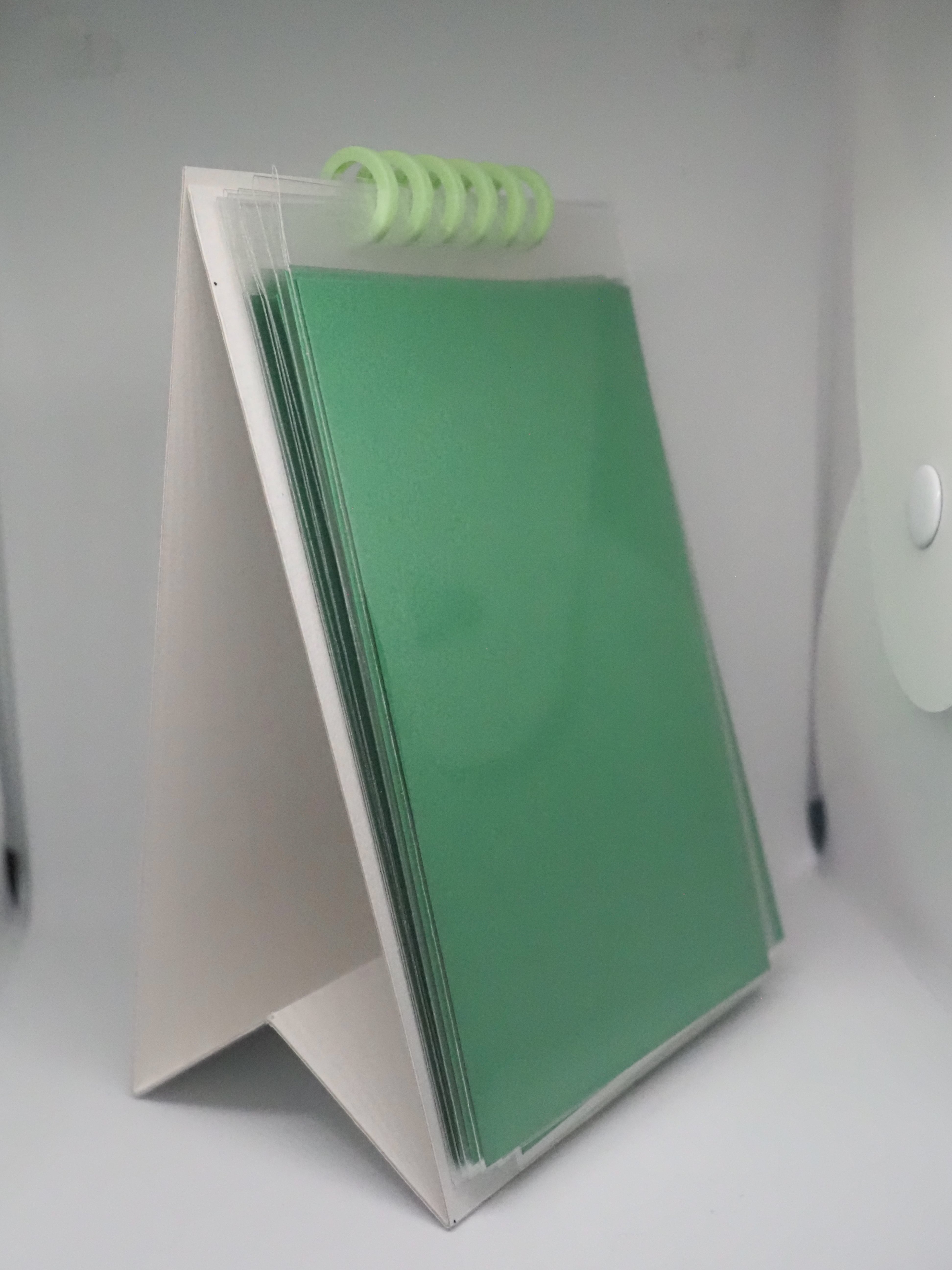 L版用 写真アルバム兼写真たて（フォトスタンド） 推しカラー 緑色