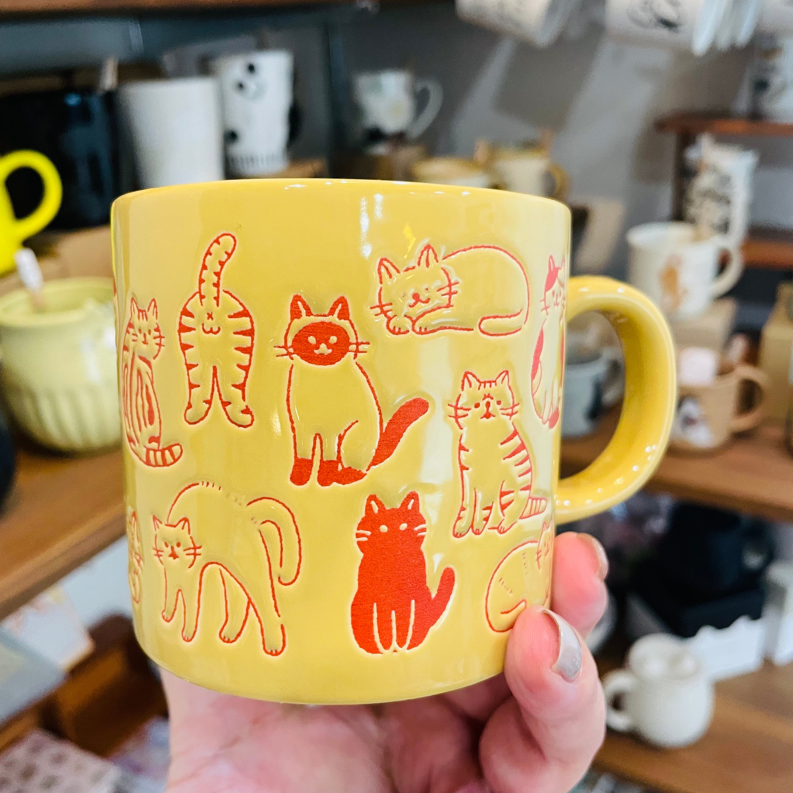 マグカップ｜ネコまみれマグ｜猫雑貨 猫モチーフ 猫柄 猫グッズ おうち時間 黒猫 プレゼント プチギフト 贈り物