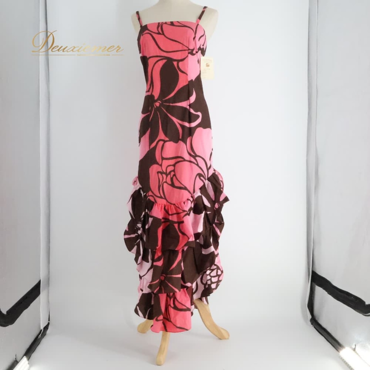 フラダンス 衣装 CC Fashions CCファッション ワンピース ドレス ピンク系 ブラウン系 ハワイ製 ツートンカラー スリット フリル キャミソールドレス かわいい 華やか 鮮やか 明るい ハワイアン アロハ ハワイアンプリント フラ レッスン 練習