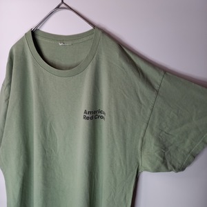 ノーブランド　クルーネック　プリントTシャツ　半袖　背面プリント　くすみグリーン