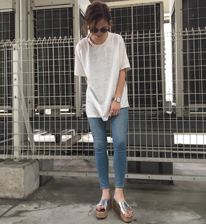 blue skinny denim