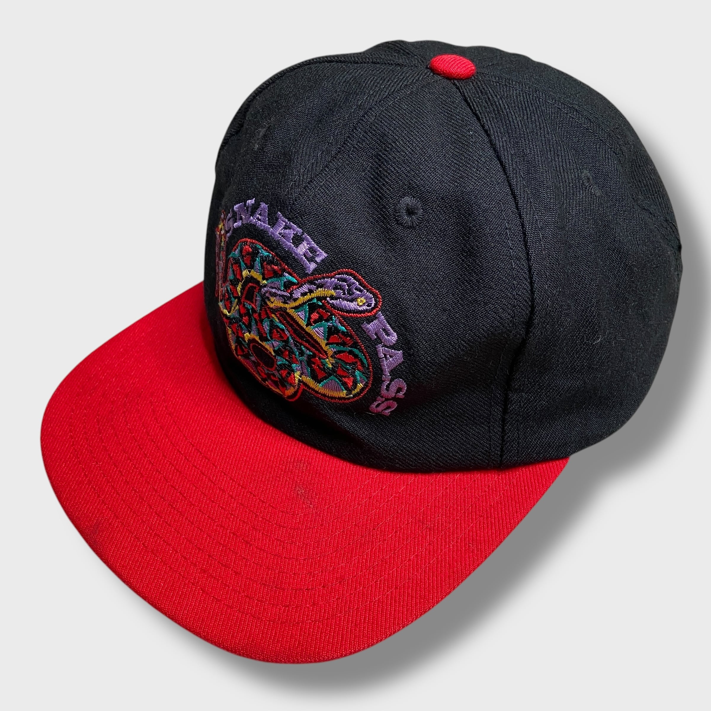 マルボロ スネークキャップ マルボロ スネークキャップ タバコ cap