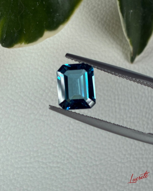 London Blue Topaz 3.6ct｜天然ロンドンブルートパーズ【LE-0088】