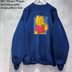 90's"Disney"Winnie the Pooh graphic design pullover knit