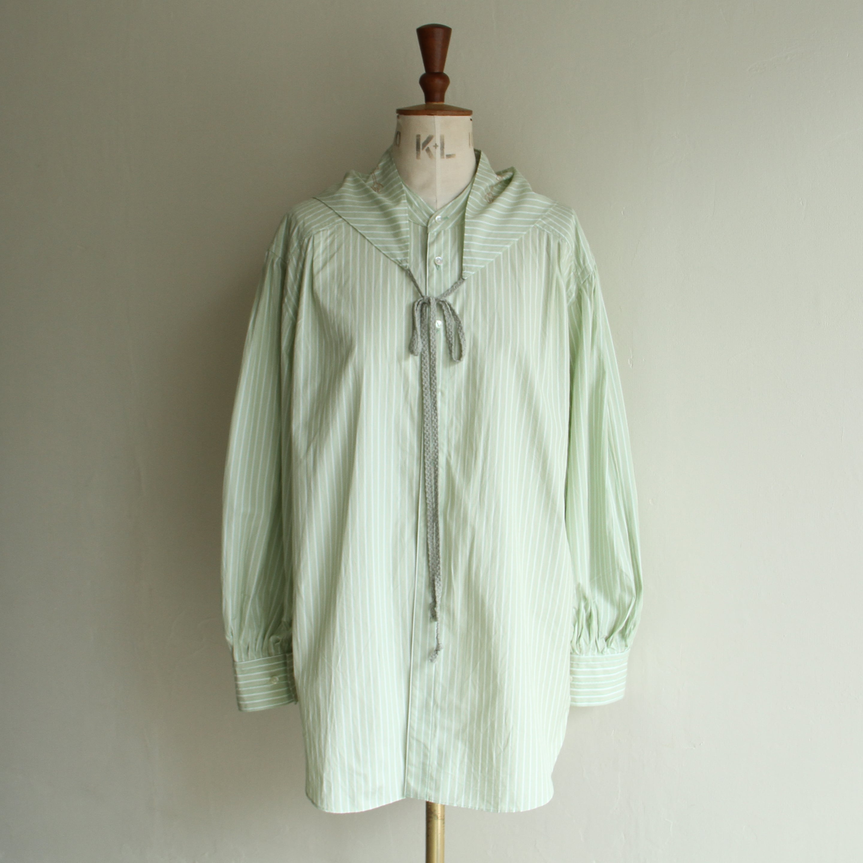 JOICEADDED Tucked sleeve zigzag shirt