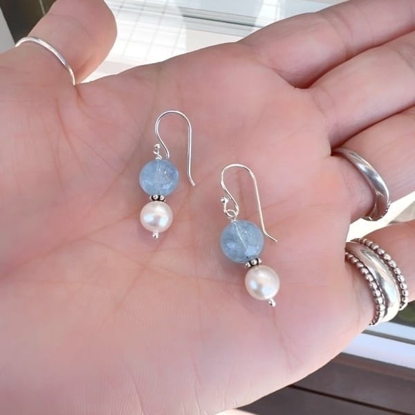 再入荷！！】Lagoon Original アクアマリン とパールの フックピアス