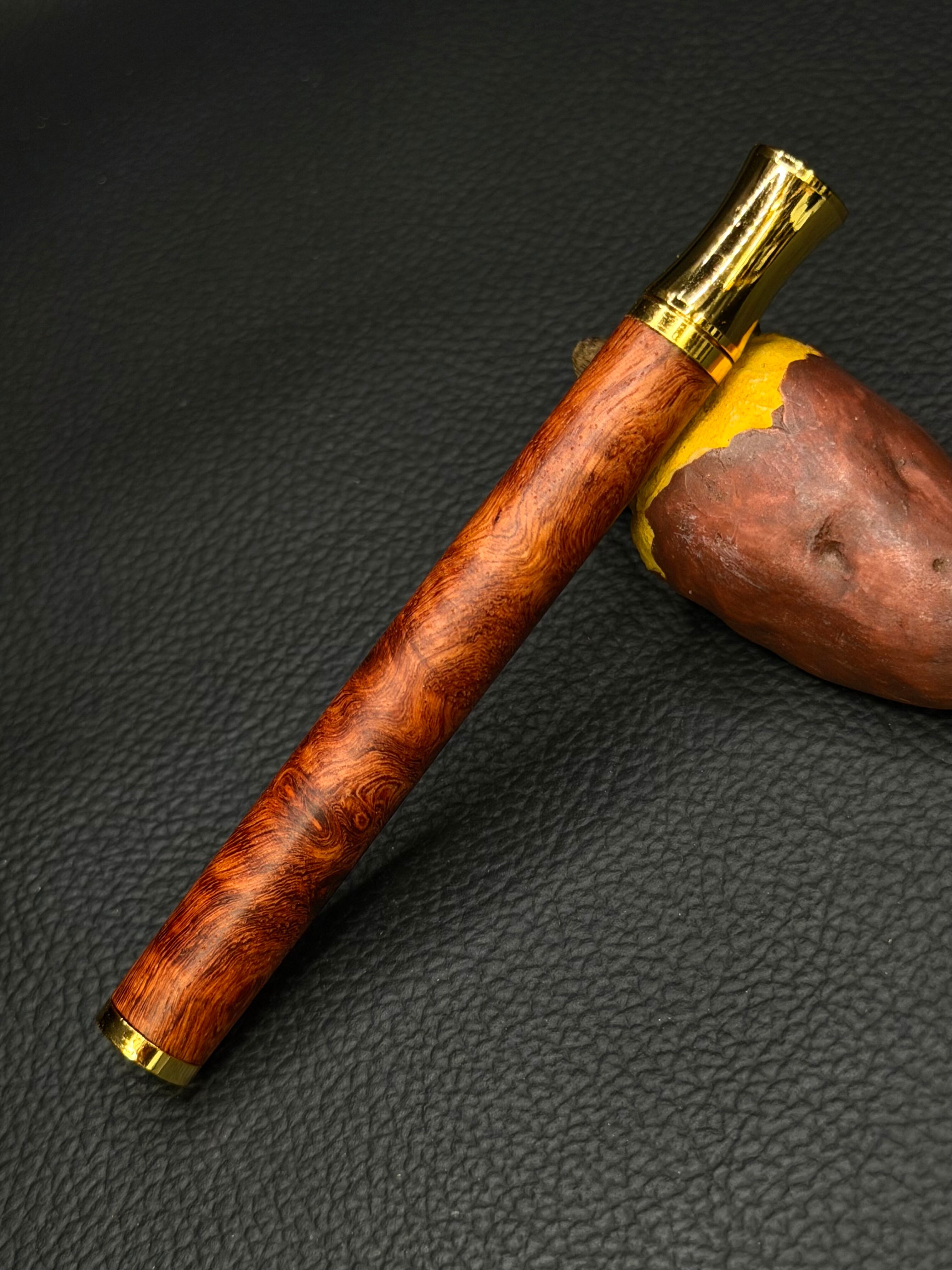 【 高級 】花梨 総無垢 ライティングビューロー 真鍮金具 彫刻入 一生物 e7492428d3c26eee5685fe06c5d557