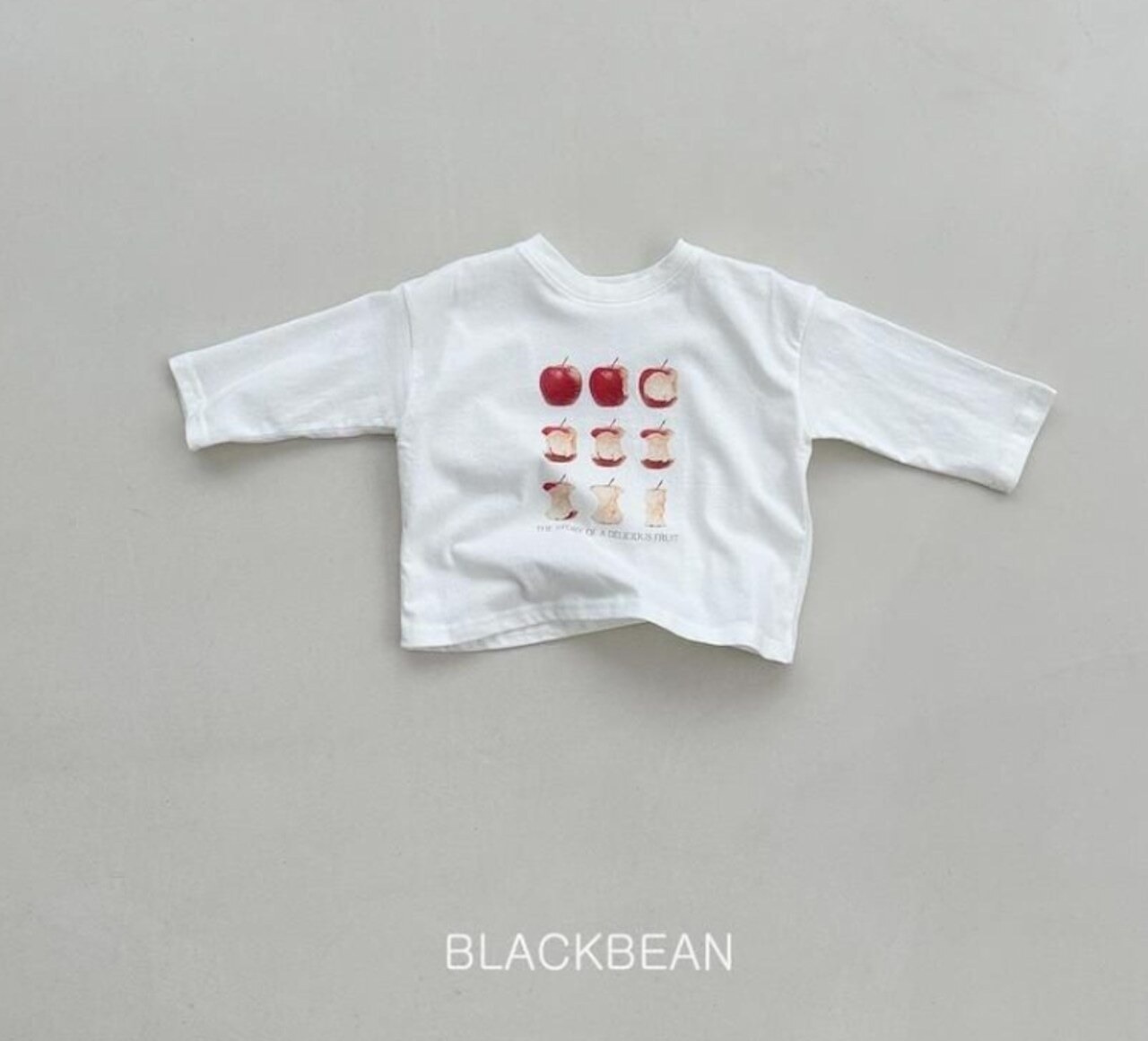 韓国子供服 / 26Autumn / Blackbean / アップルTシャツ / キッズ服  / ベビー服 / 秋服 *S(69㎝)~XL(120㎝)*