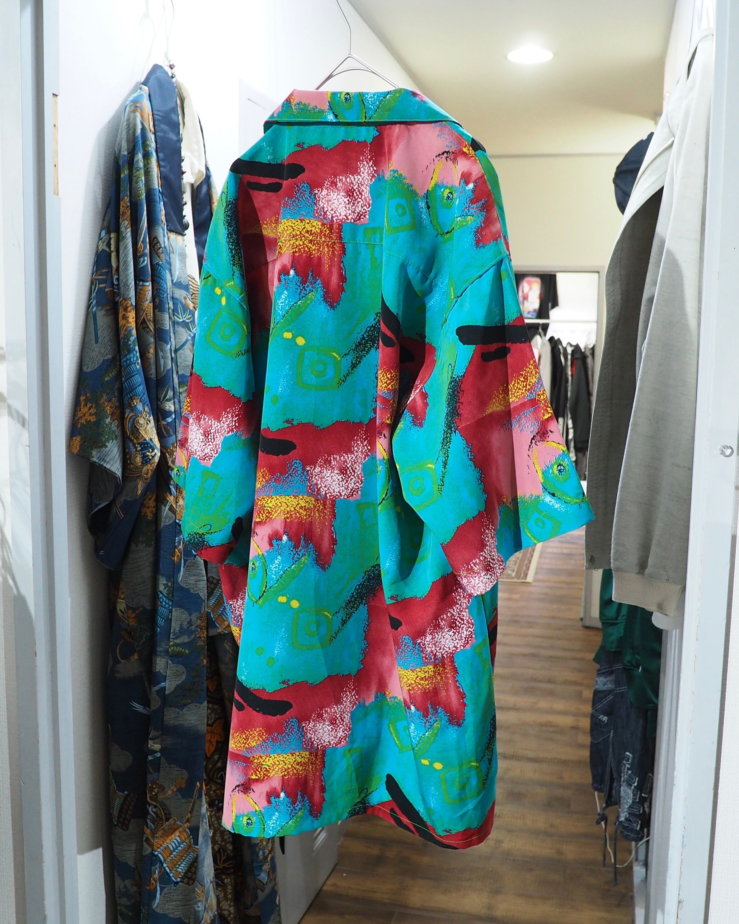 1990s ” 混沌 ” Beautiful Chaos painting Art vintage Over silhouette SS shirt