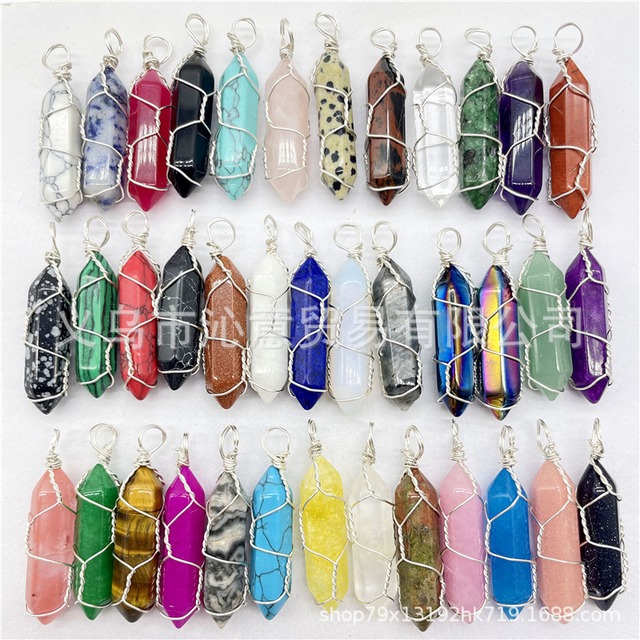 天然石使用 六角柱ペンダントネックレス