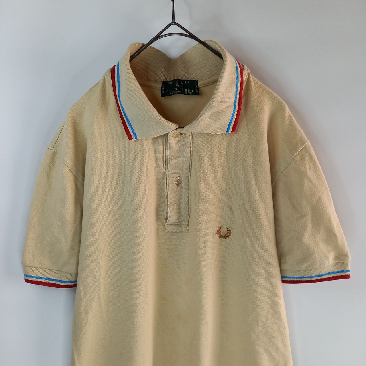 フレッドペリー　半袖ポロシャツ　襟ライン　刺繍ロゴ　ベージュ　ユーロ古着