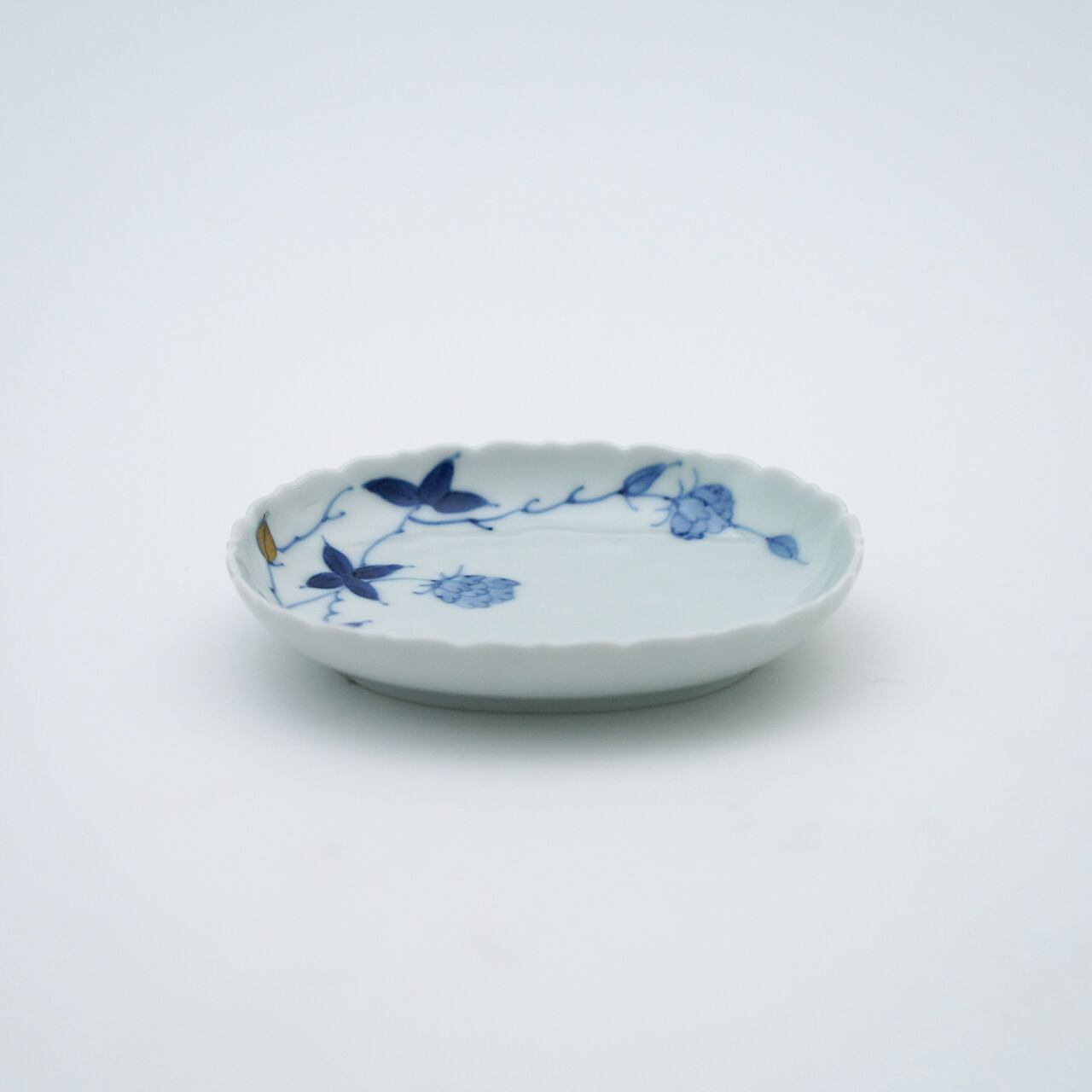 金彩ばら絵4寸輪花小判皿 | 福珠窯ファクトリーショップ