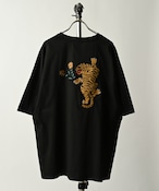 ATELANE Tiger embroidery TEE (BLK) 24A-14051