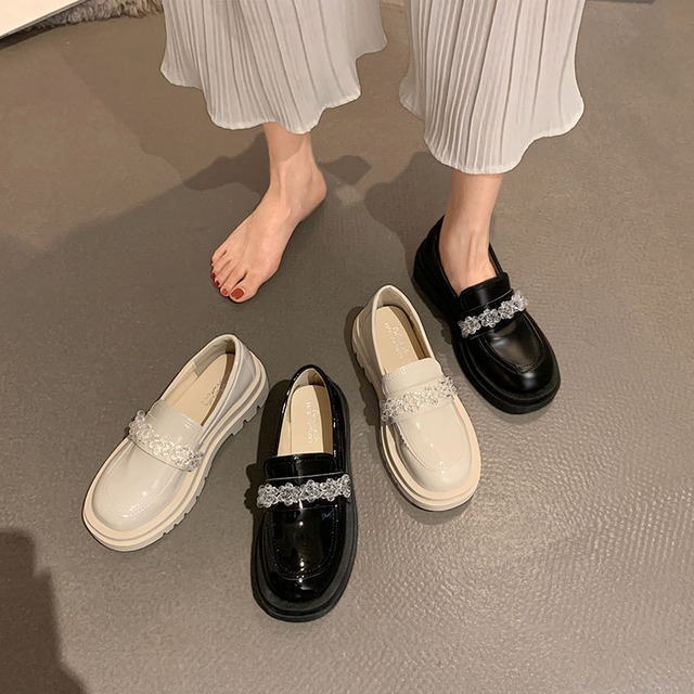 シングルレディースサマークリスタルFlowerデザイン レッドスタイルレザー 靴 シューズ 夏物 フラワーデザイン フェイクシューズ89070890770