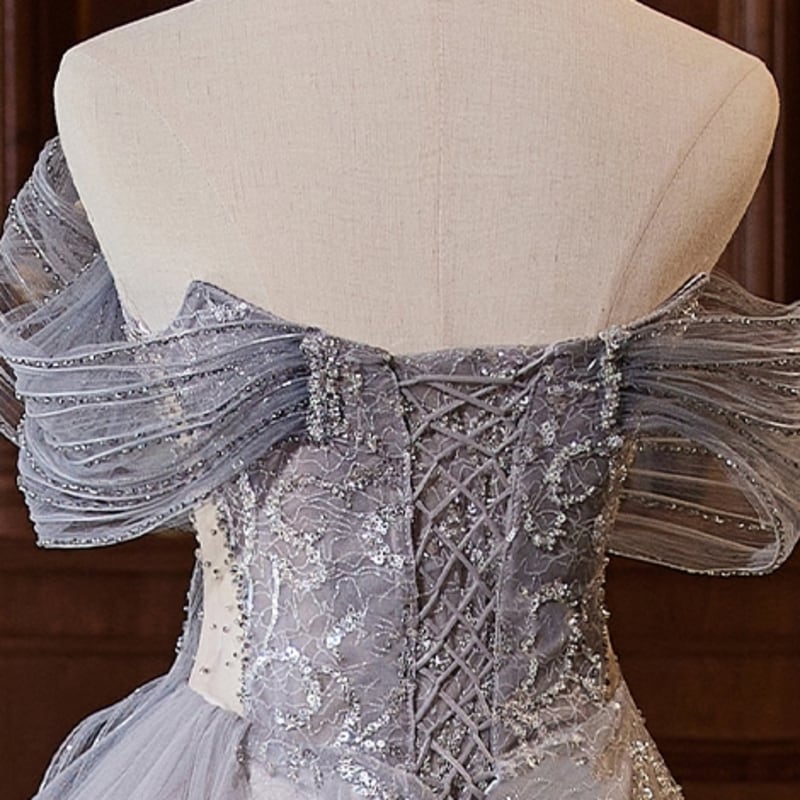 ハン☆新品　ポールカ　スパンコールドレス　フランス製 エレガントフラワー刺繍スパンコールゴールドドレス