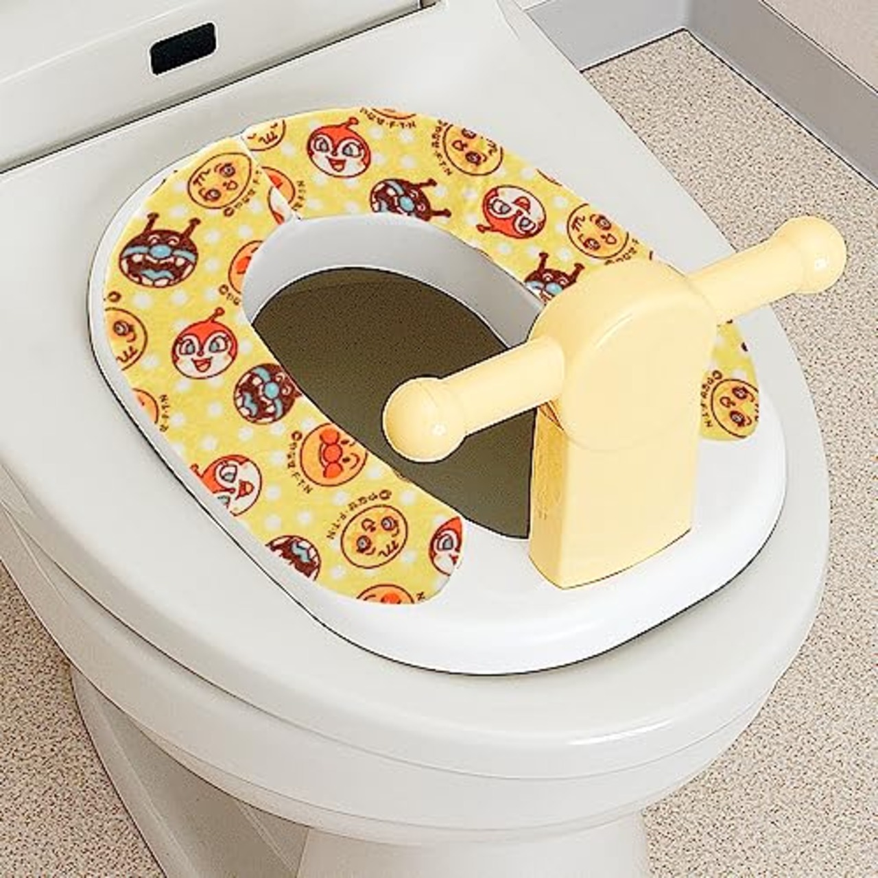 レック アンパンマン 補助べんざ用シート 2組入 吸着タイプ ( 抗菌 防臭 加工 ) おまる対応 洗濯OK 便座カバー 便座シート BB-357