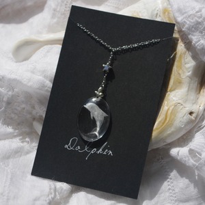 【手彫り】インタリオペンダント／チョーカー〈イルカ〉