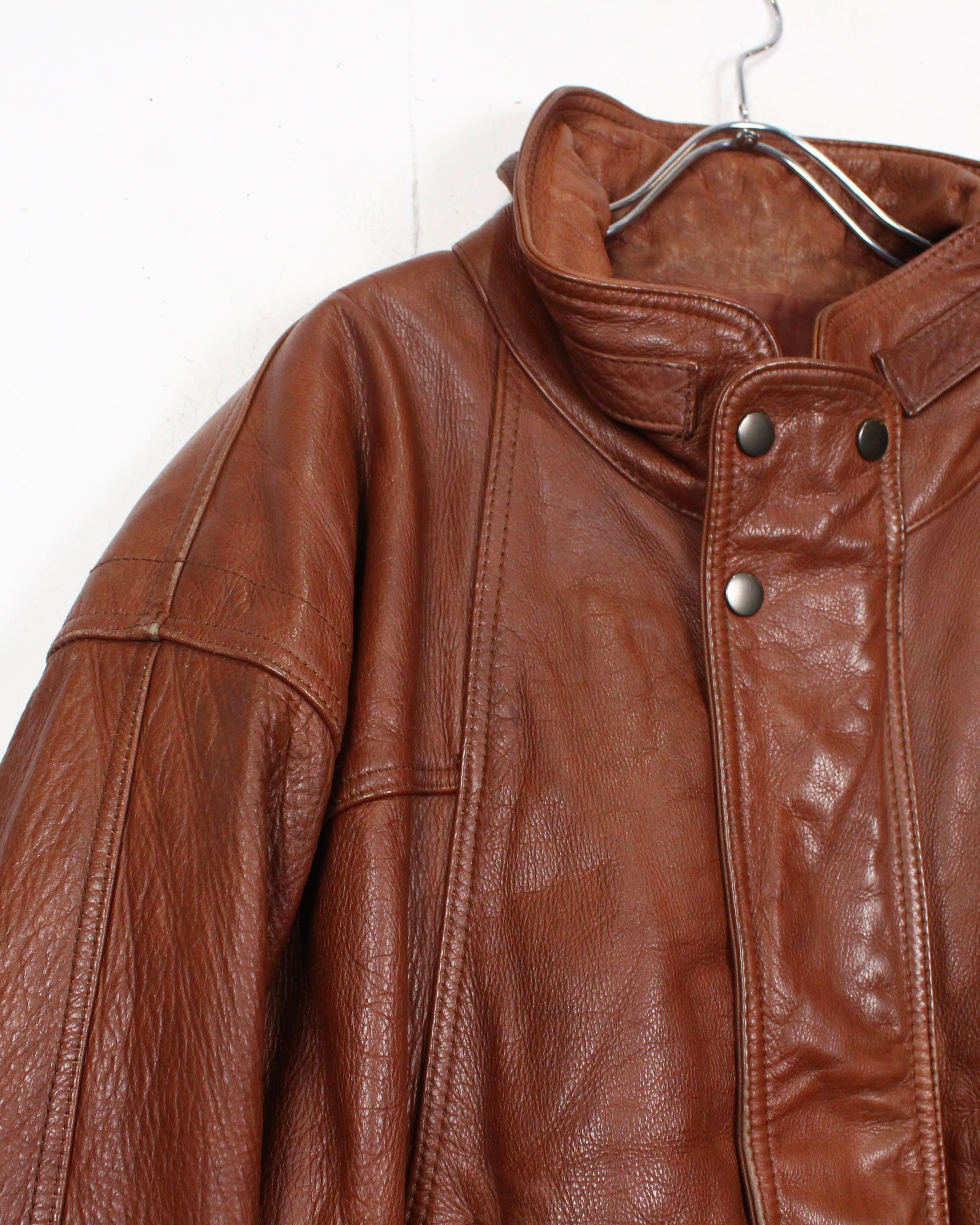 Caka act2】Brown Color Vintage Loose Stand Collar Leather Jacket