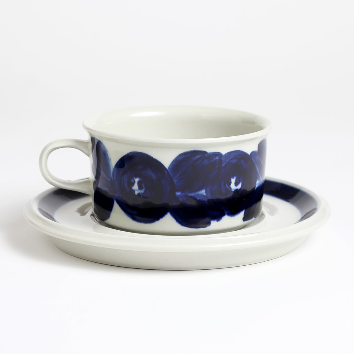 アラビア アネモネ Arabia｜Anemone グラタン皿2個とソーサー1枚 アラビア アネモネ Arabia｜Anemone グラタン皿2個とソーサー1枚