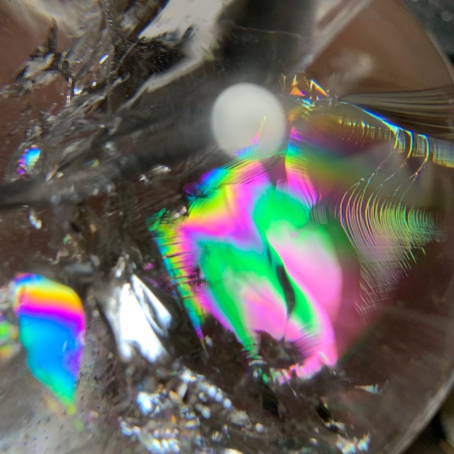 レアな大玉♪一点物！綺麗で美しいレインボー✩大玉アイリスクォーツスフィア