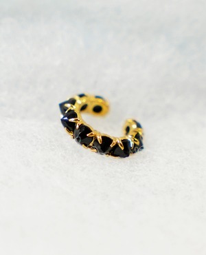 （SV）Cut black spinel eternity earcuff
