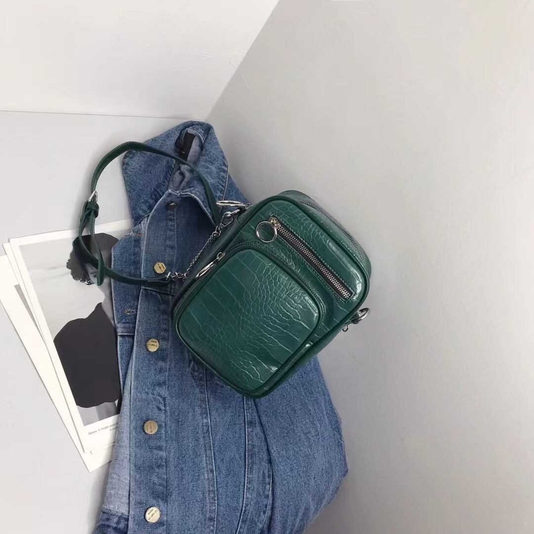 ボックス型ショルダーミニバッグ　AS025-A450