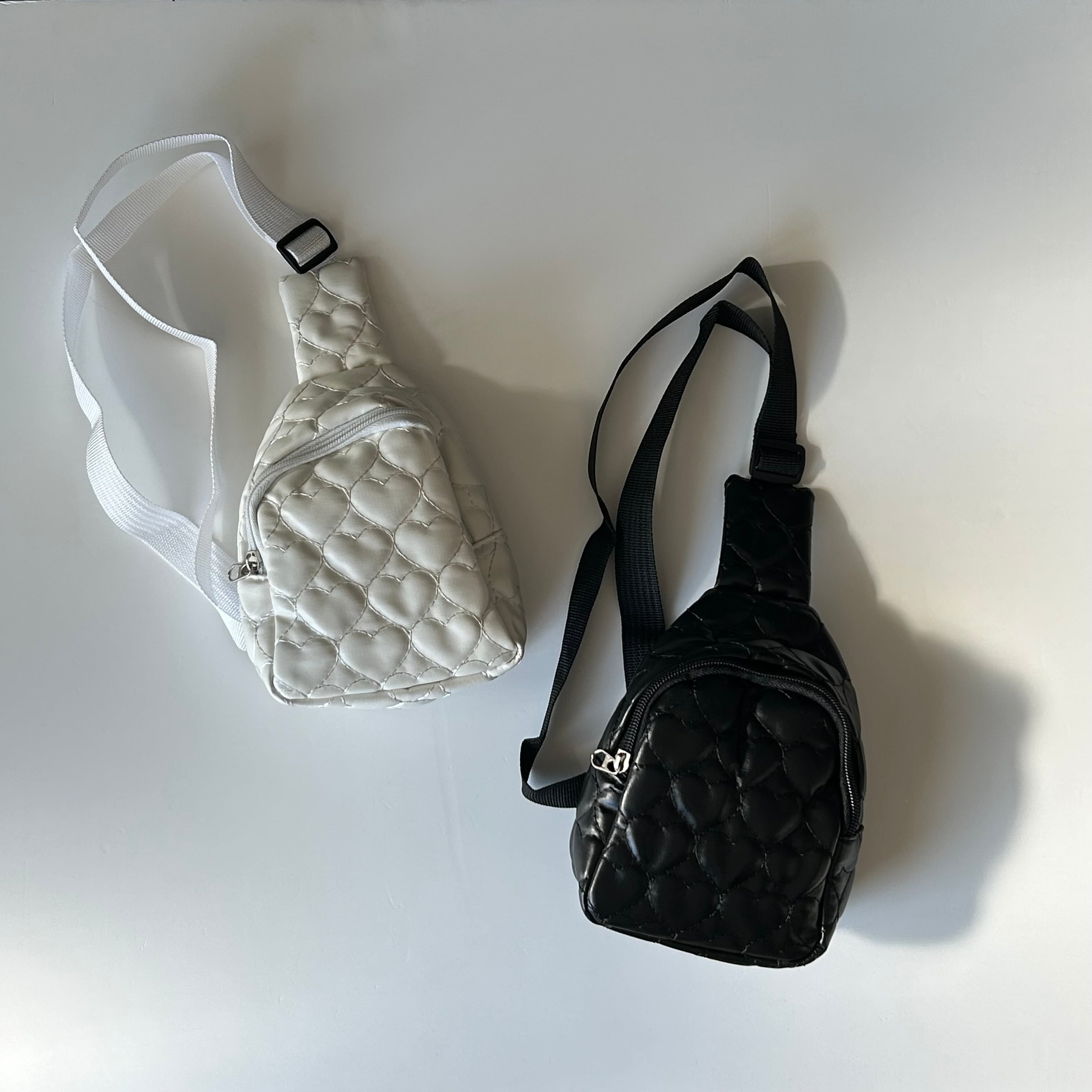heart quilting shoulder bag