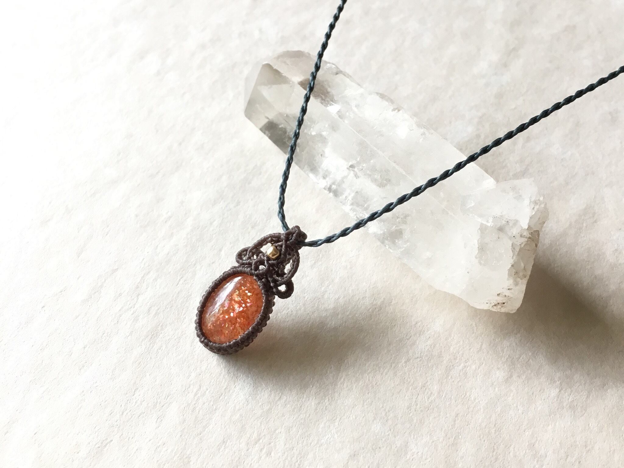 サンストーン macramé necklace