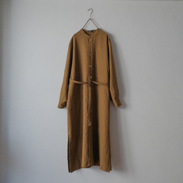 back pin tuck dress／mid weight linen〈ink line stripe - ginger brown〉