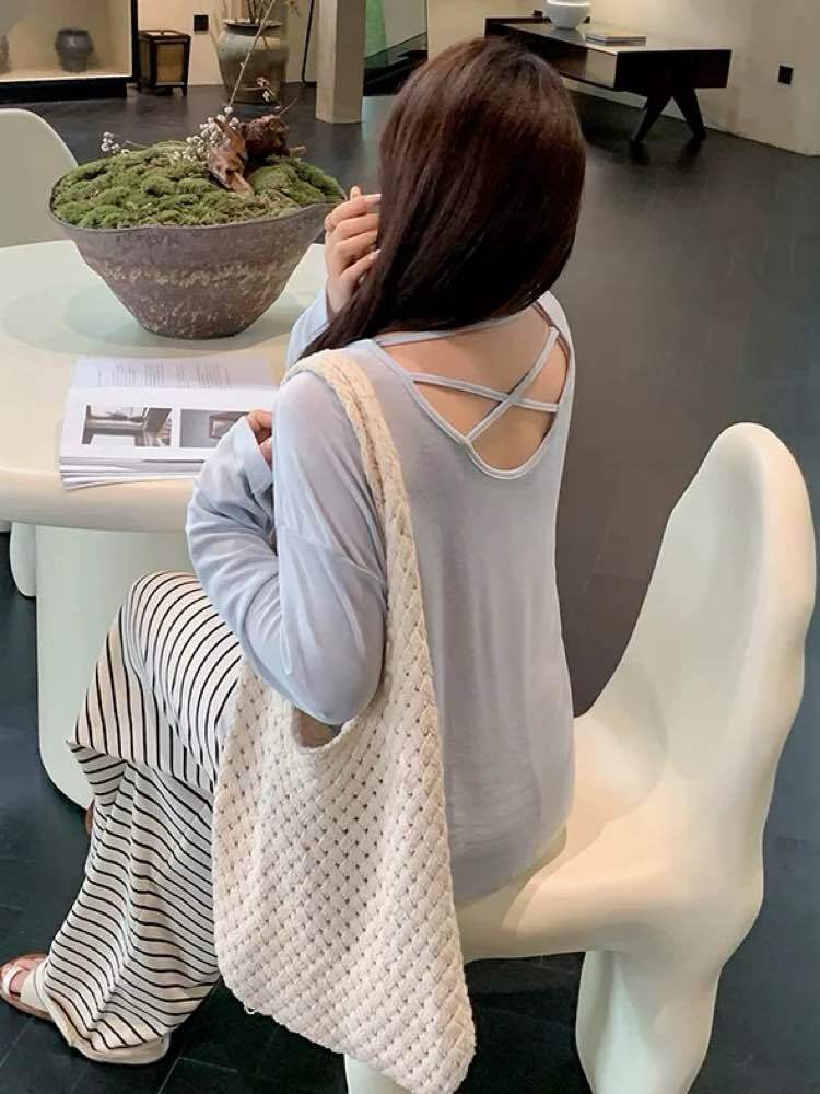 程よい肌見せでレディライクに バッククロスシアープルオーバー 長袖 シアー お洒落 シンプル カジュアル リラクシー 細見え 大きいサイズ 韓国 CH9833