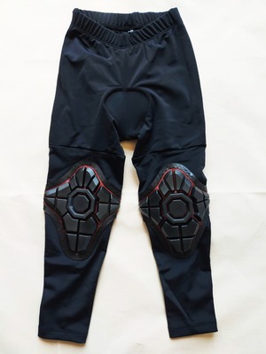 －Protecter pants－