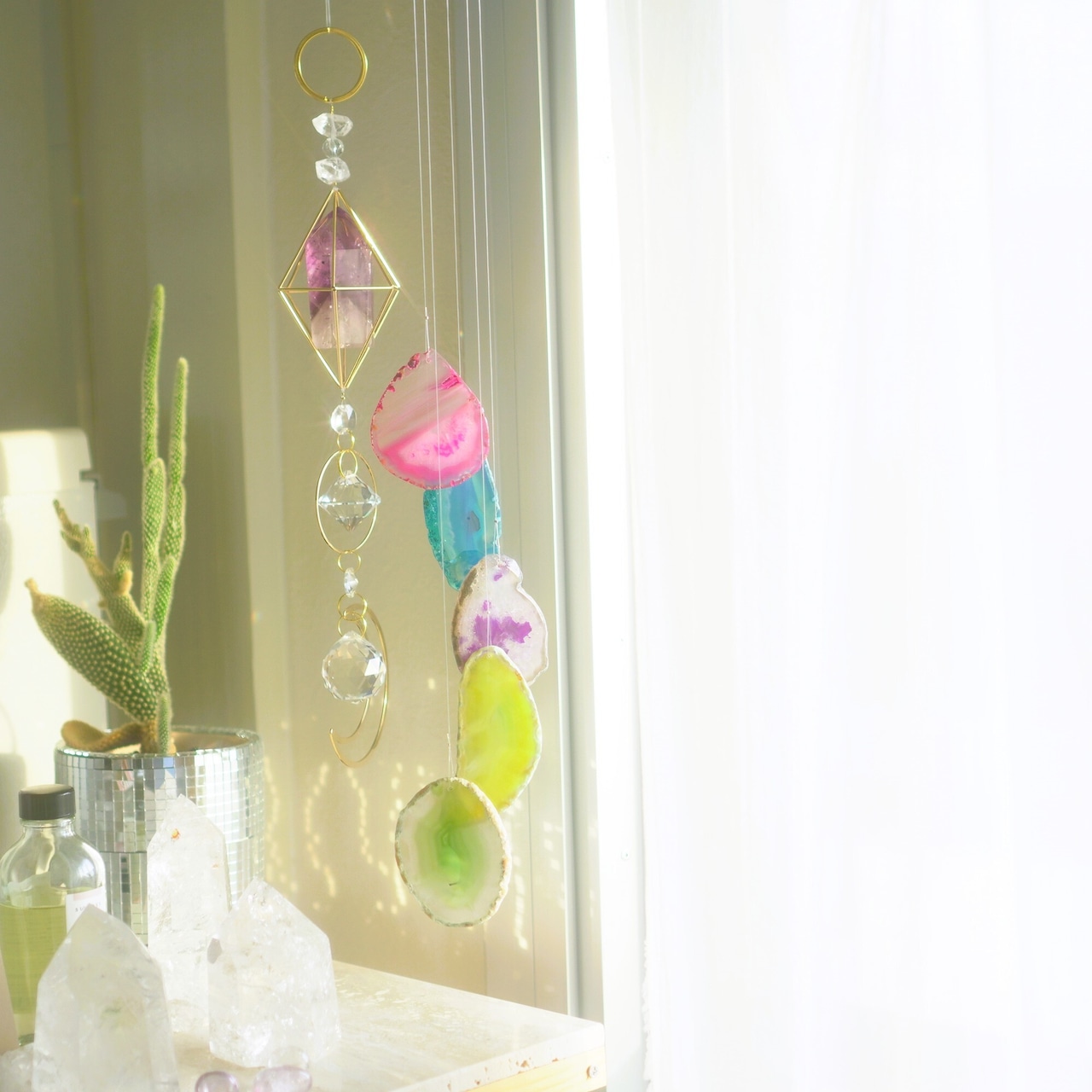 Poliahu - Hollandite in Phantom Amethyst / ジェムピラー / Gem Pillar Interior Jewelry