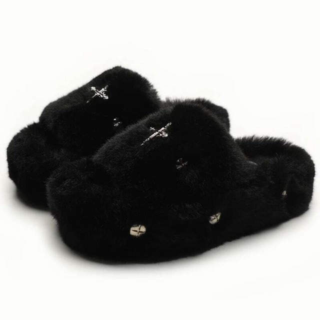 cross motif fur decorated sandals la1997