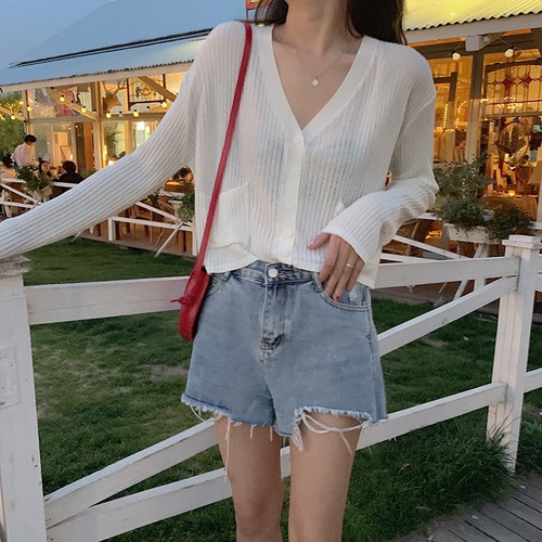 トップス ブラウス カーディガン レディース ゆったり 可愛い 大人可愛い きれいめ シンプル お洒落 大人女子  20代 30代 　韓国 韓国系 コーデ ファッション カジュアル 大人 上品 学生 通学 　おしゃれ お洒落 かっこいい 大人女子 旅行 着回し 普段使い 重ね着 スタイル 楽ちん モテ