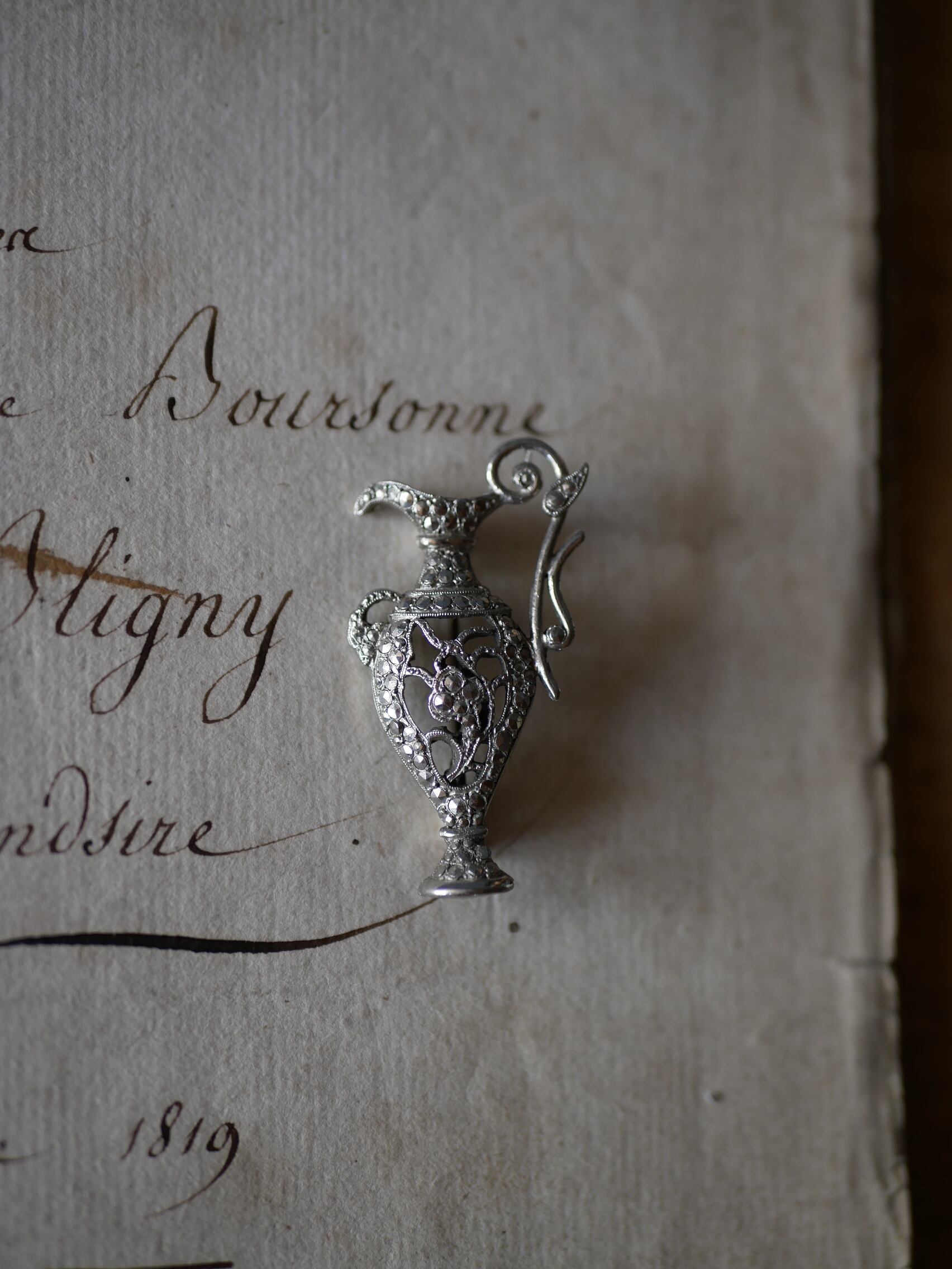 マルカジット 水瓶 ブローチ フランスヴィンテージ ブロカントのある暮らし