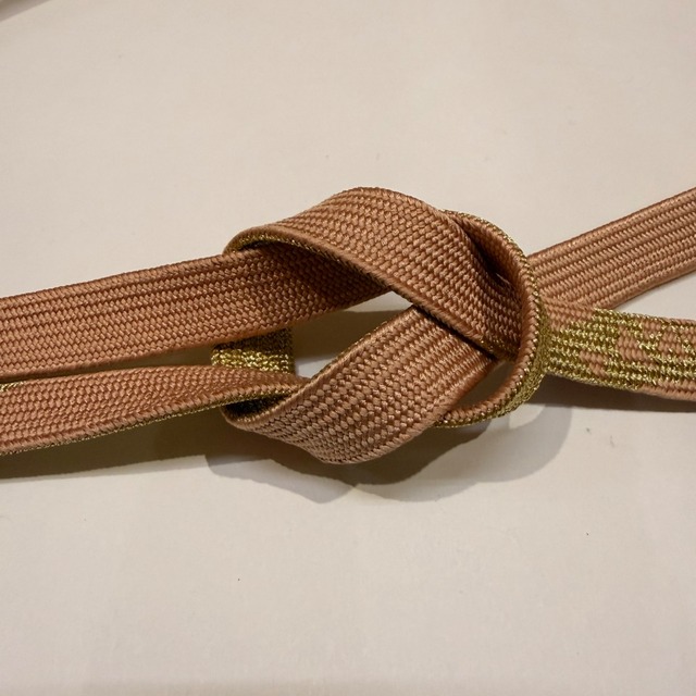 帯締め 新品 帯締め 帯〆 高麗組 手組み帯締め 平組 ベージュ 礼装用 訪問着 色無地 正絹 絹100％ 和装小物 6501