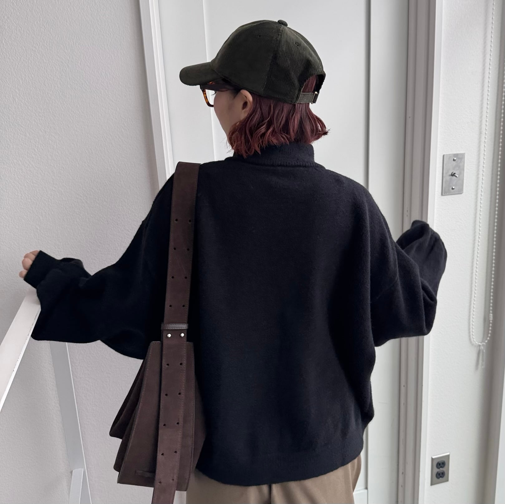 キャンセル分】マフポケット付ハーフジップニットPO/ブラック | CFT.